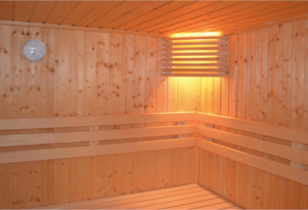 Replay Club recovery space near GRO Yoga and wellness classes